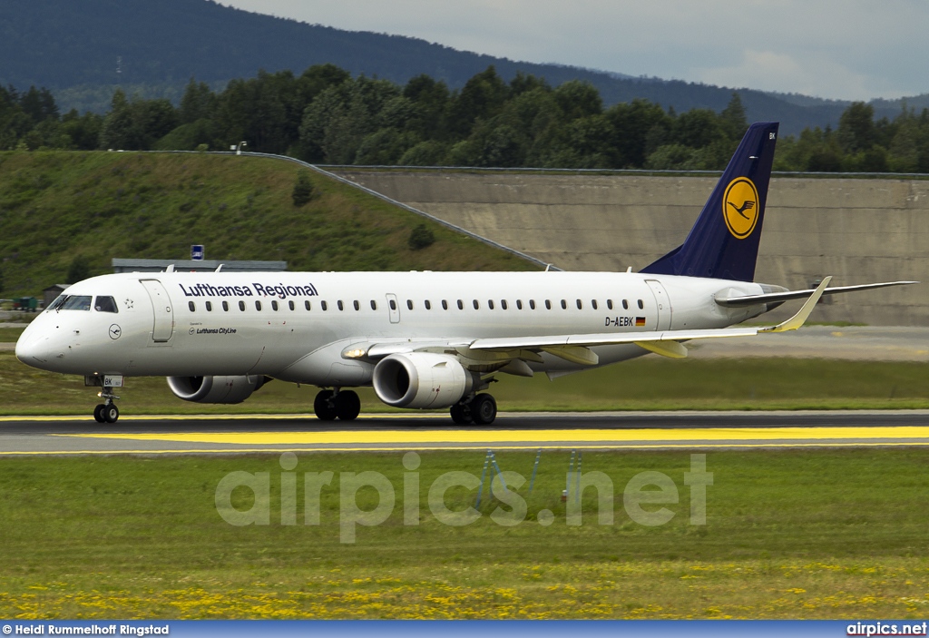 D-AEBK, Embraer ERJ 190-200LR (Embraer 195), Lufthansa CityLine