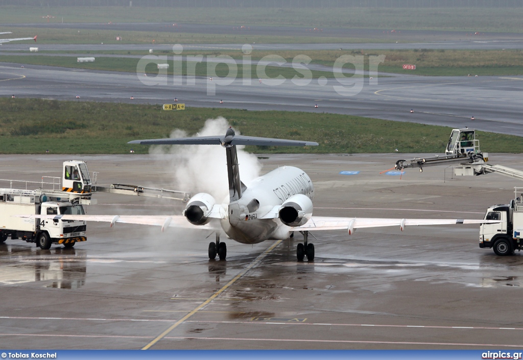 D-AFKA, Fokker F100, Contact Air