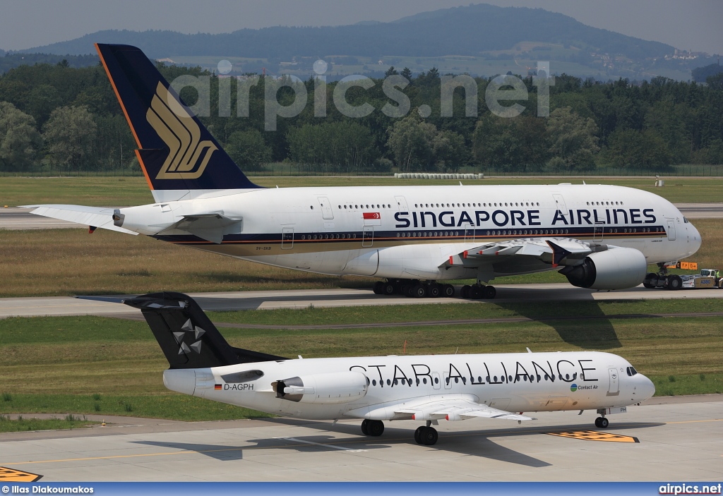 D-AGPH, Fokker F100, Contact Air