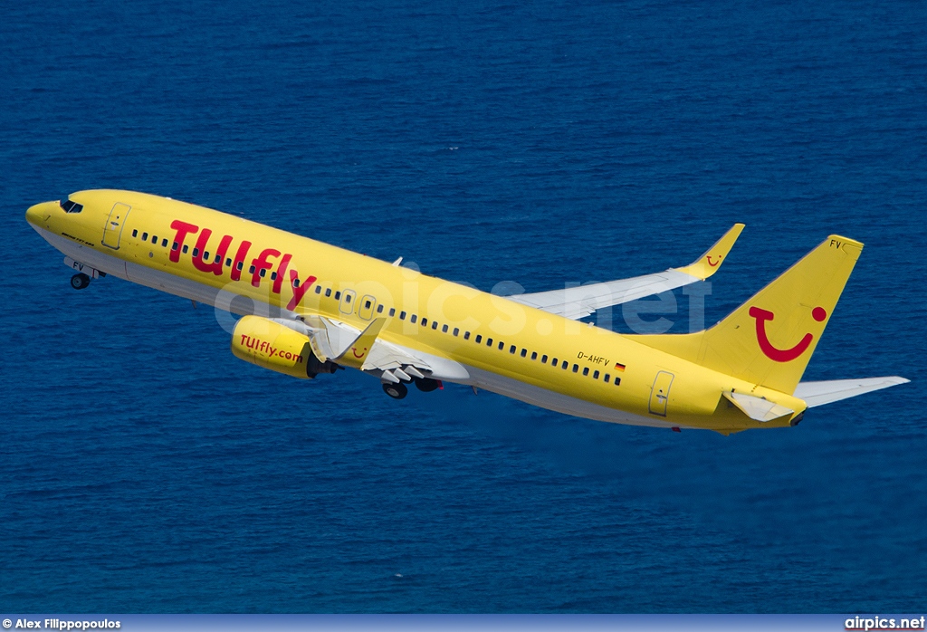 D-AHFV, Boeing 737-800, TUIfly