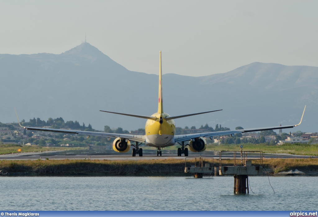 D-AHFW, Boeing 737-800, TUIfly