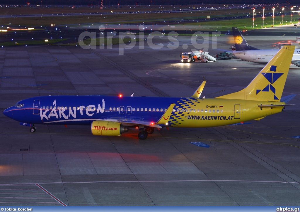 D-AHFY, Boeing 737-800, TUIfly