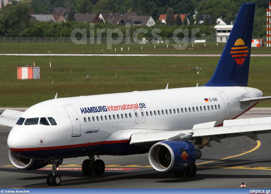 D-AHII, Airbus A319-100, Hamburg International