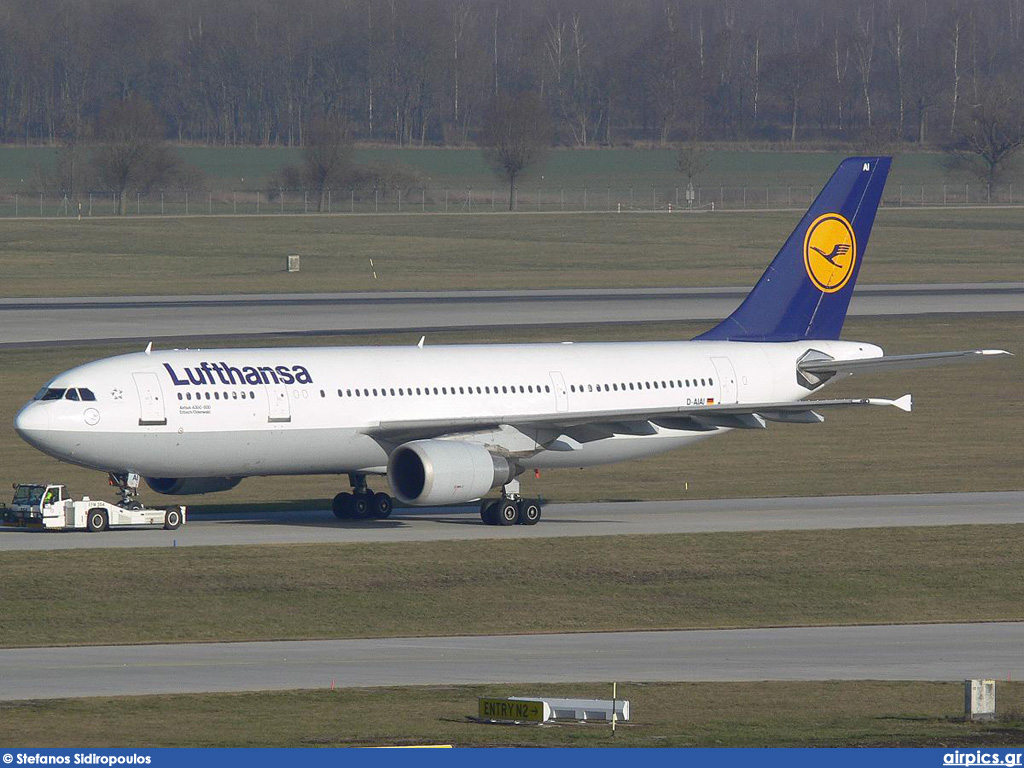 D-AIAI, Airbus A300B4-600, Lufthansa
