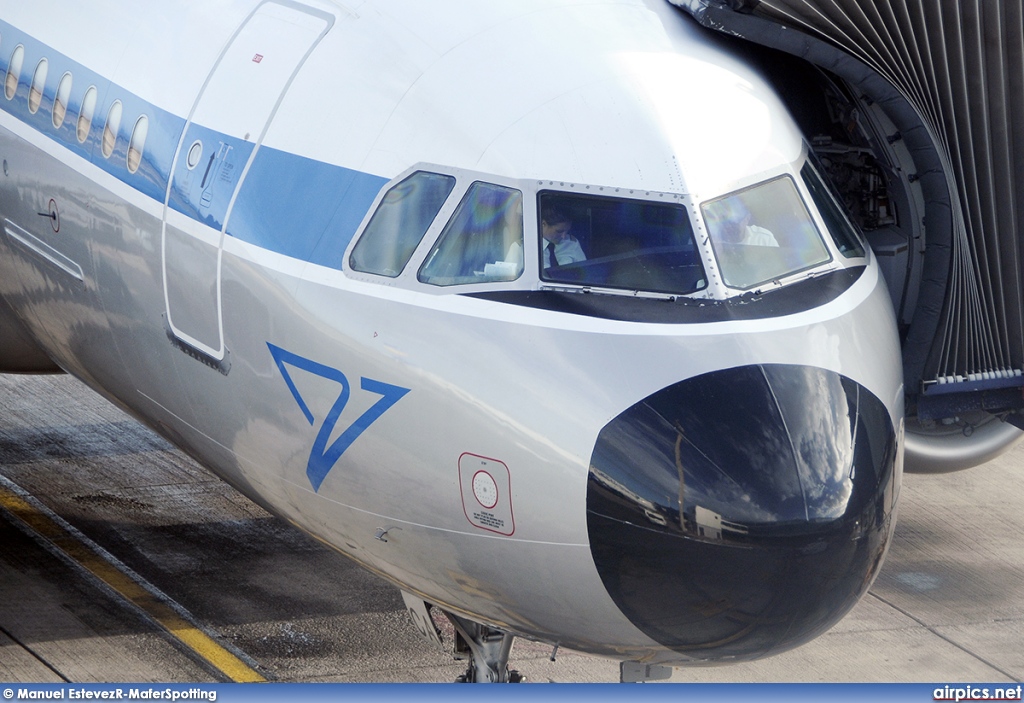 D-AICA, Airbus A320-200, Condor Airlines