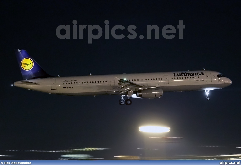 D-AIDF, Airbus A321-200, Lufthansa