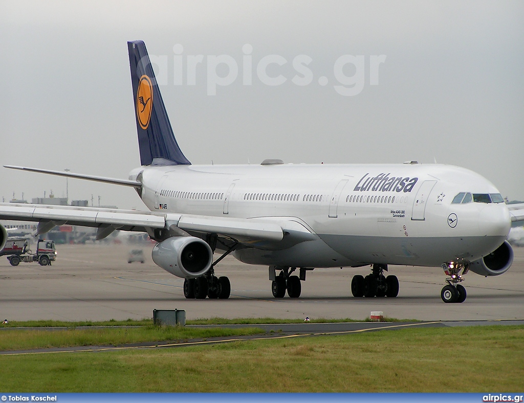 D-AIFB, Airbus A340-300, Lufthansa