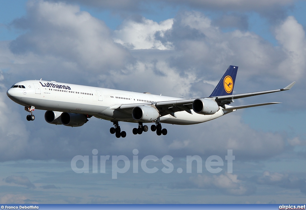 D-AIHV, Airbus A340-600, Lufthansa