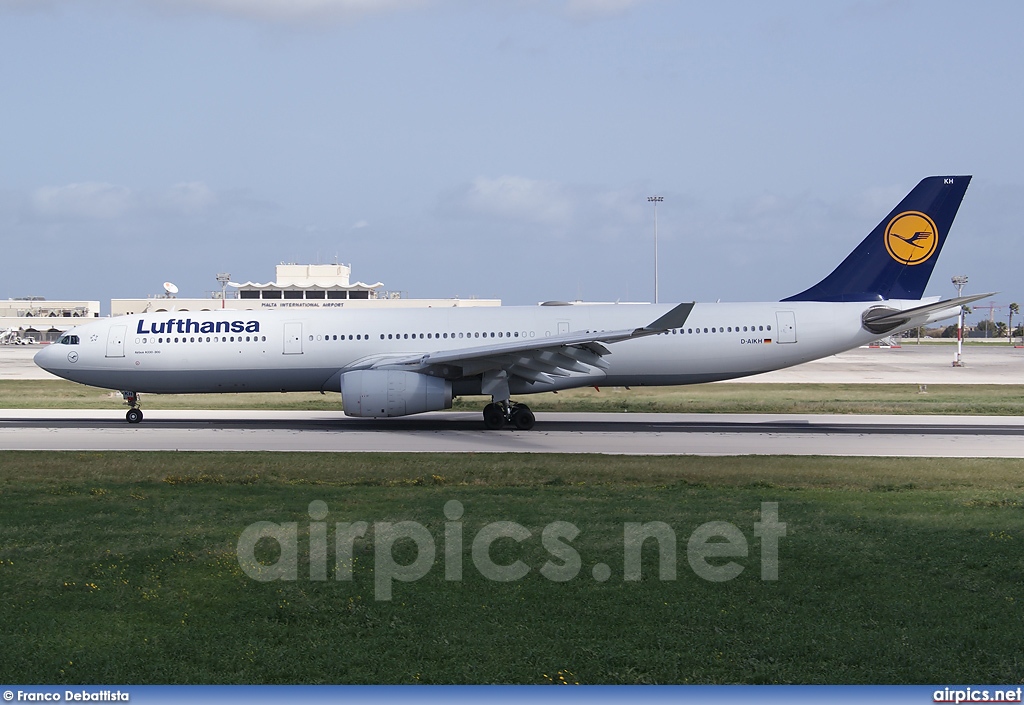 D-AIKH, Airbus A330-300, Lufthansa