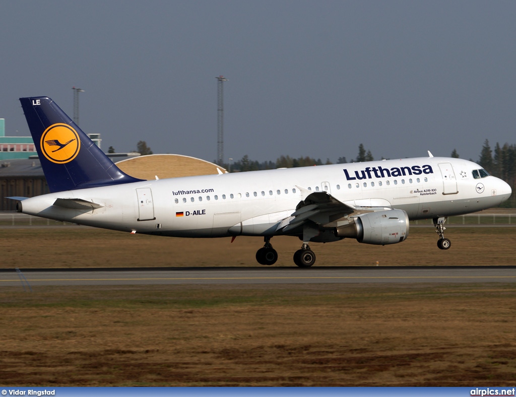 D-AILE, Airbus A319-100, Lufthansa