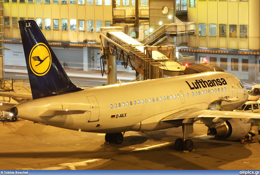 D-AILX, Airbus A319-100, Lufthansa