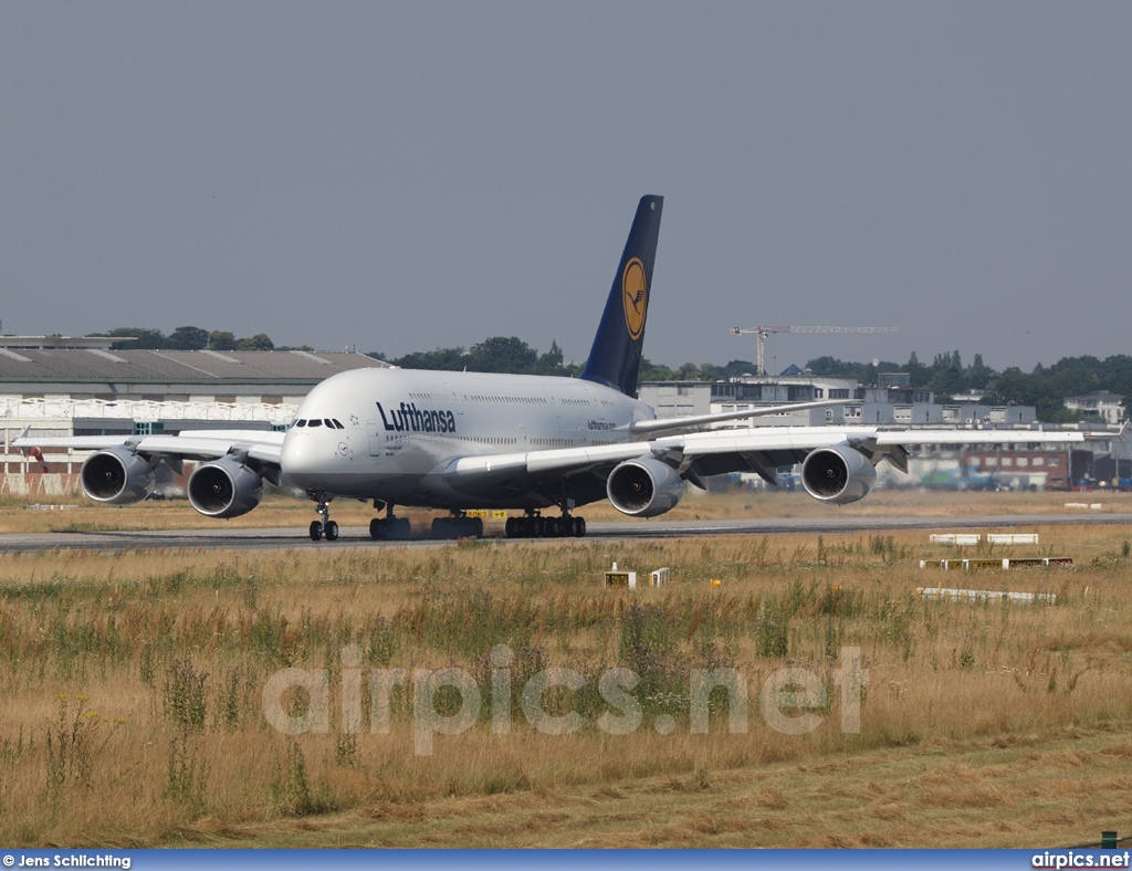 D-AIMB, Airbus A380-800, Lufthansa