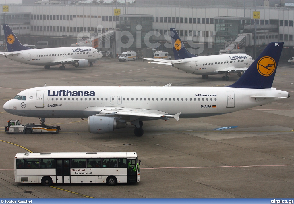 D-AIPA, Airbus A320-200, Lufthansa