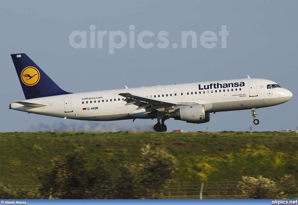 D-AIQB, Airbus A320-200, Lufthansa