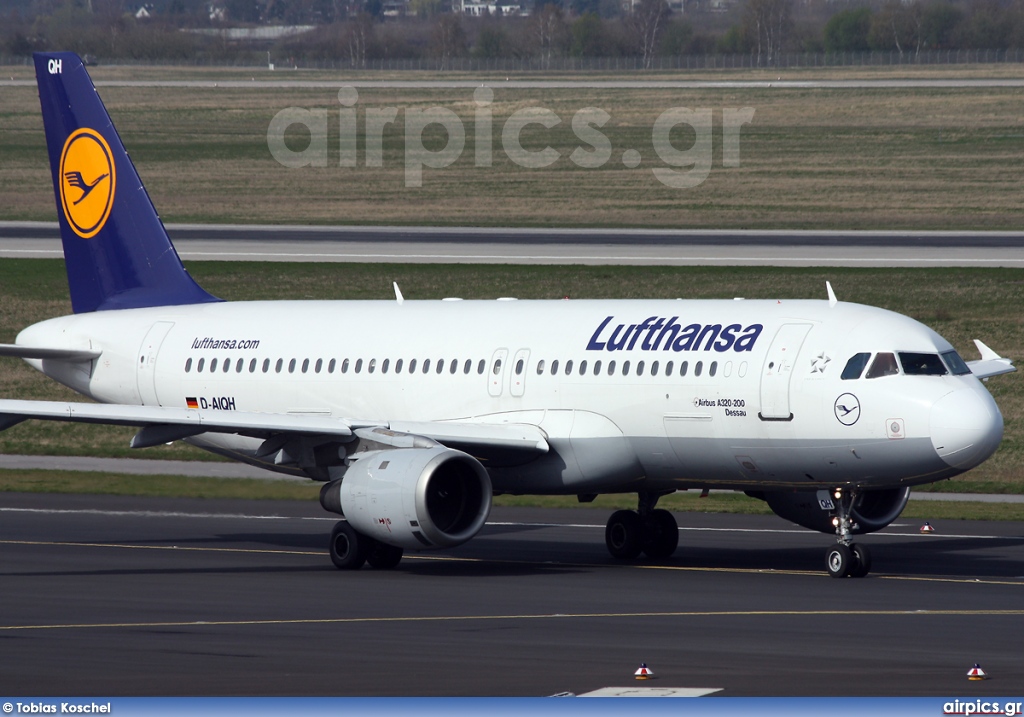 D-AIQH, Airbus A320-200, Lufthansa