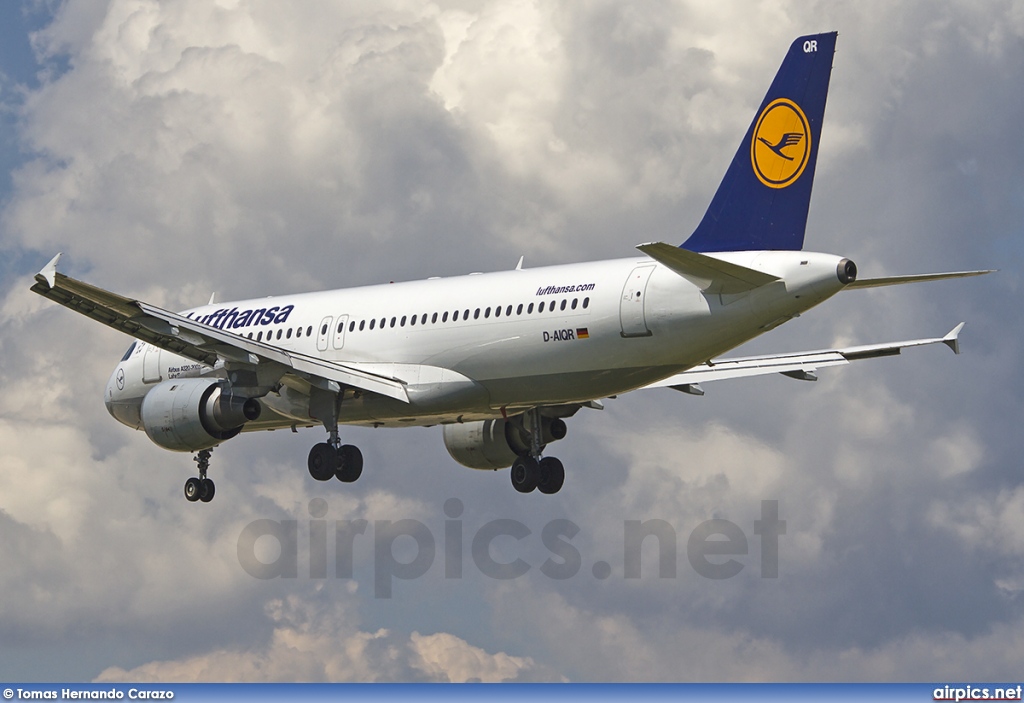 D-AIQR, Airbus A320-200, Lufthansa