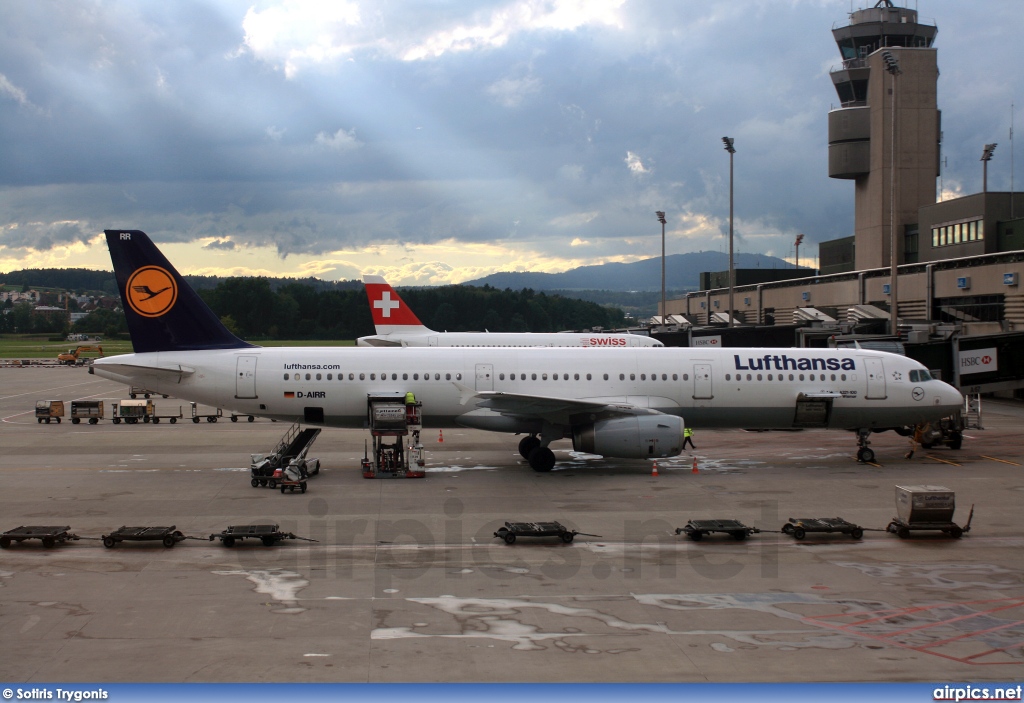 D-AIRR, Airbus A321-100, Lufthansa