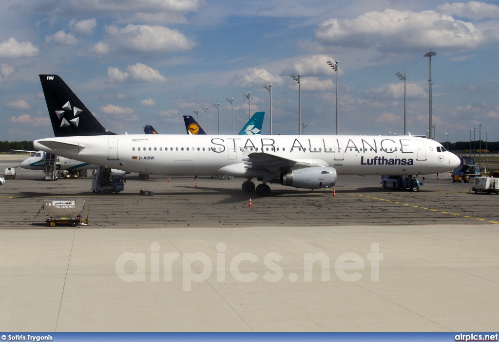 D-AIRW, Airbus A321-100, Lufthansa