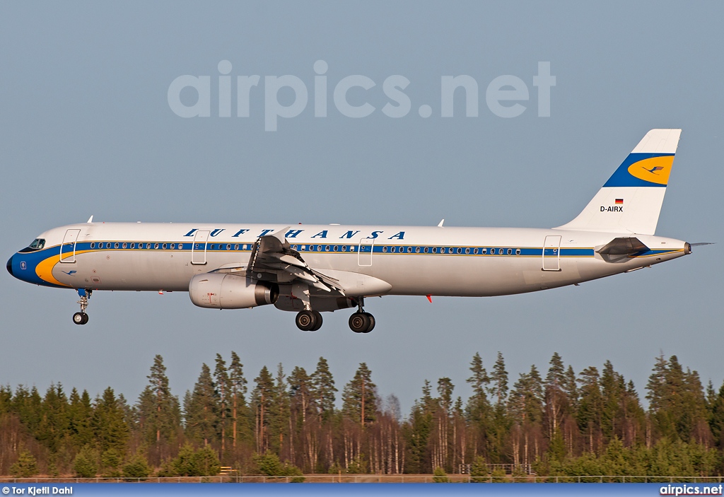 D-AIRX, Airbus A321-100, Lufthansa