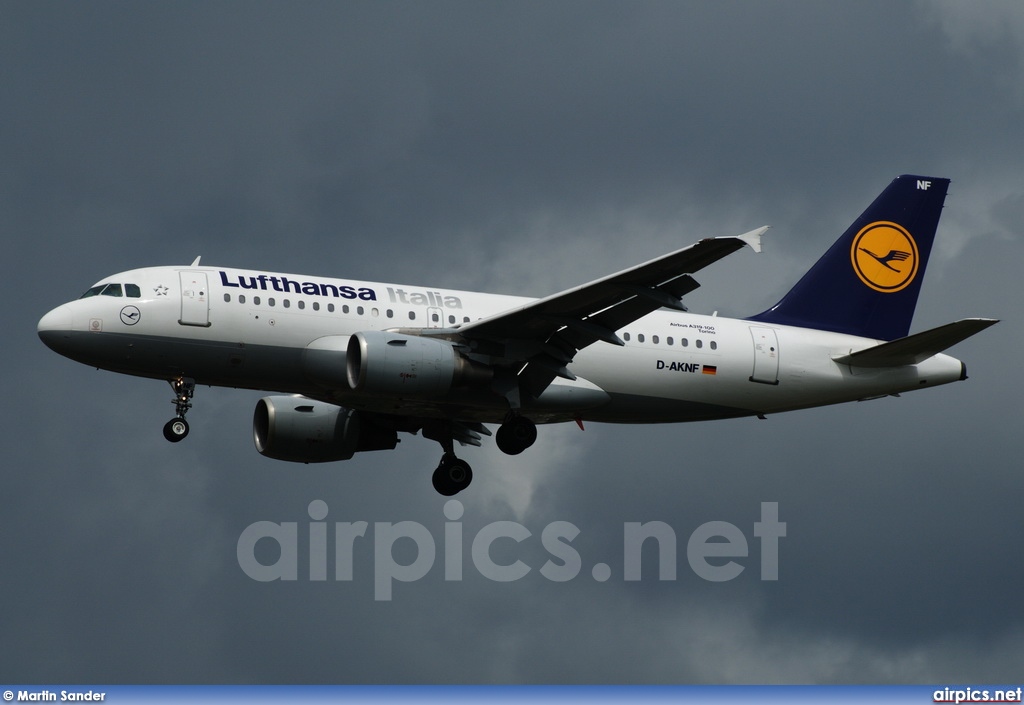 D-AKNF, Airbus A319-100, Lufthansa Italia