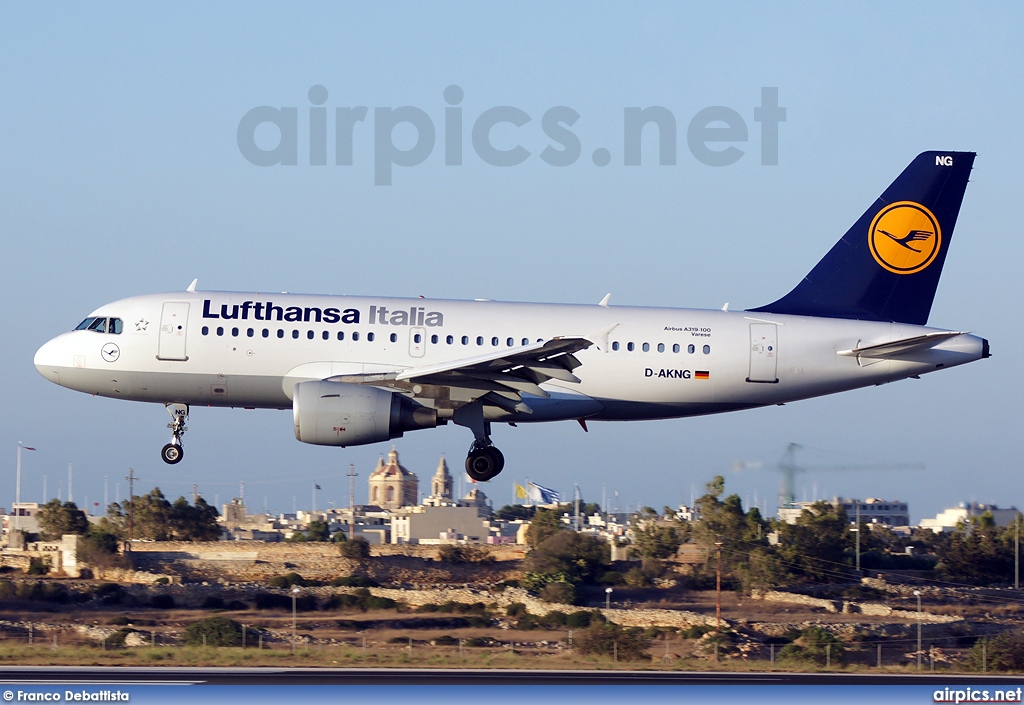 D-AKNG, Airbus A319-100, Lufthansa Italia