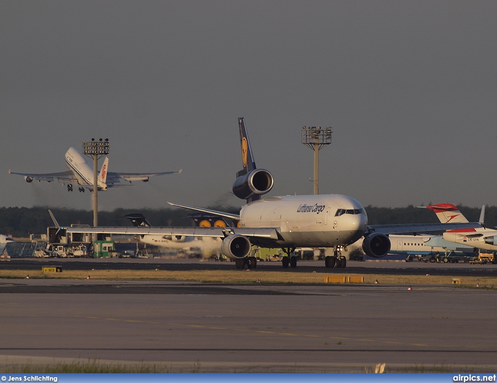 D-ALCB, McDonnell Douglas MD-11-F, Lufthansa Cargo