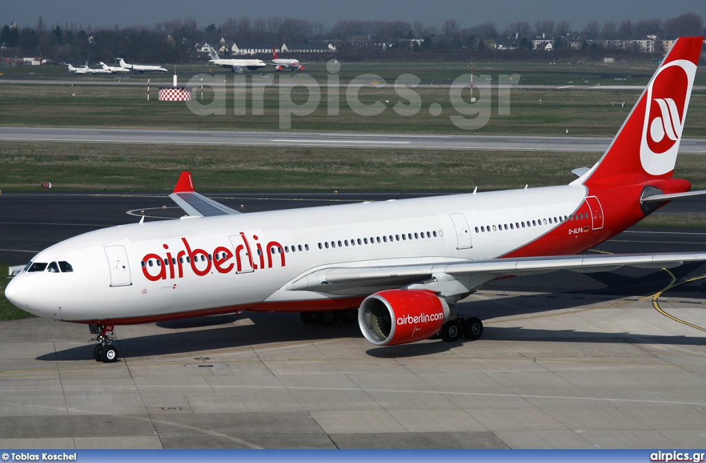 D-ALPA, Airbus A330-200, Air Berlin