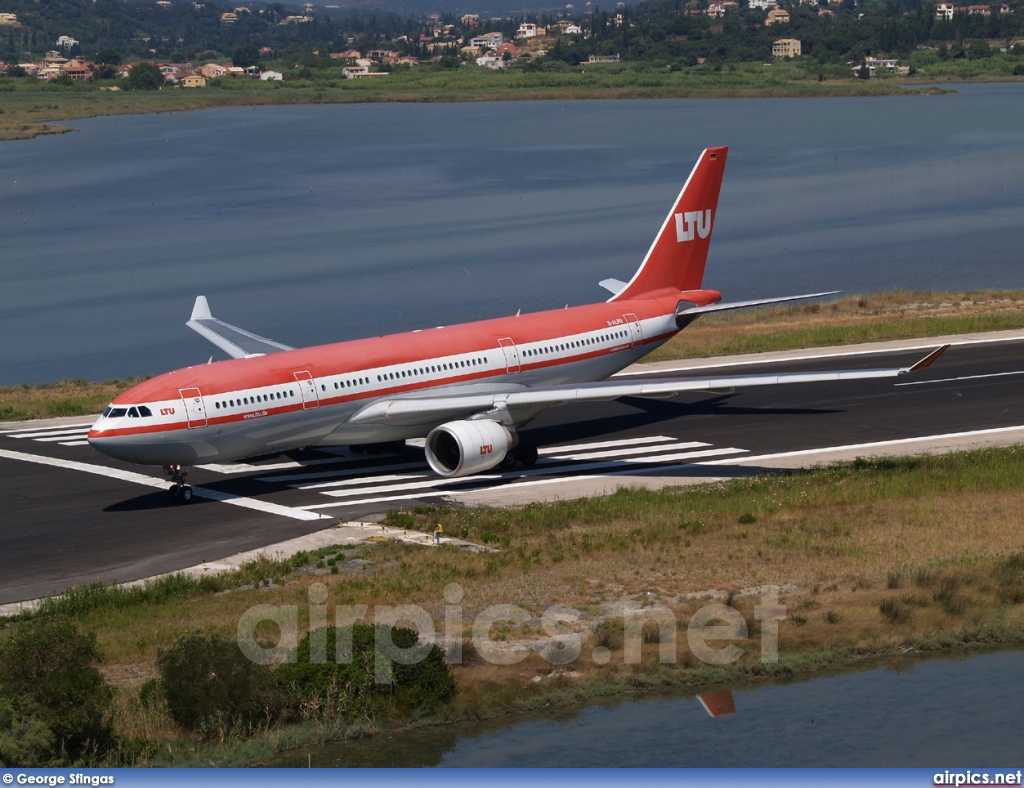 D-ALPD, Airbus A330-200, LTU International Airways