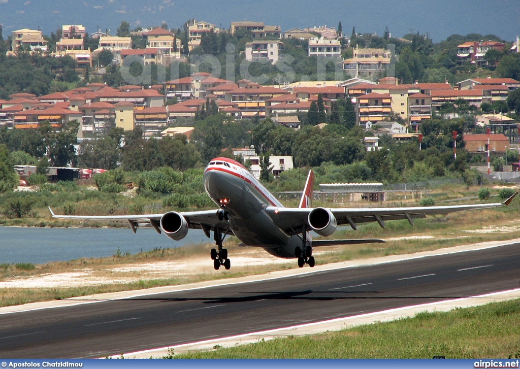 D-ALPD, Airbus A330-200, LTU International Airways