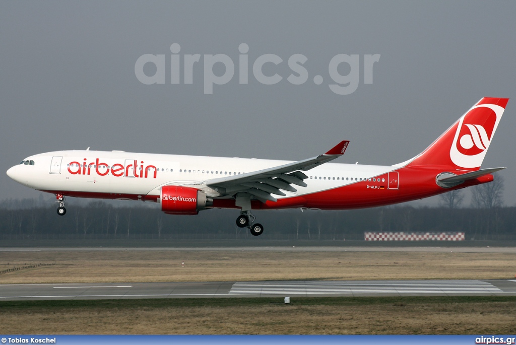 D-ALPJ, Airbus A330-200, Air Berlin