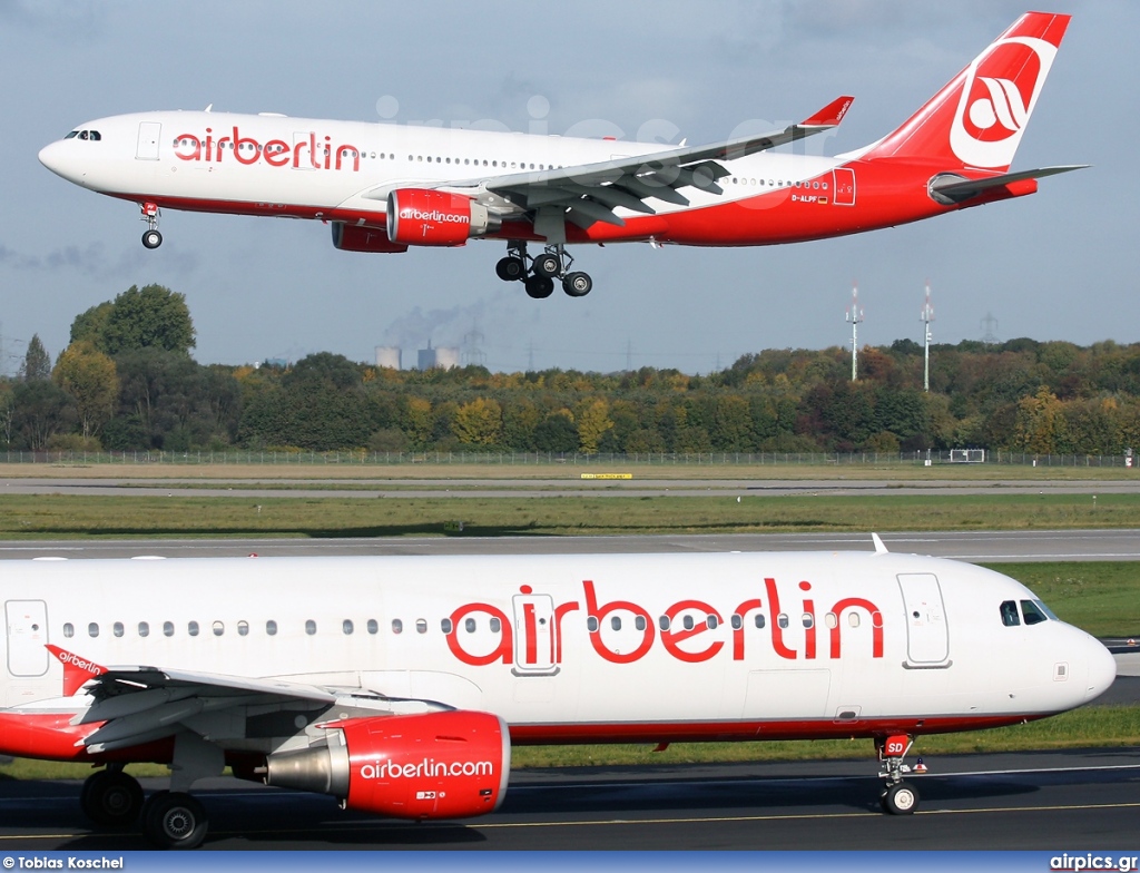 D-ALSD, Airbus A321-200, Air Berlin