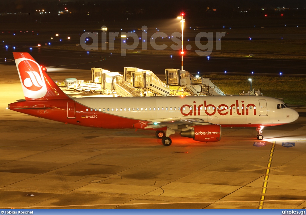 D-ALTC, Airbus A320-200, Air Berlin