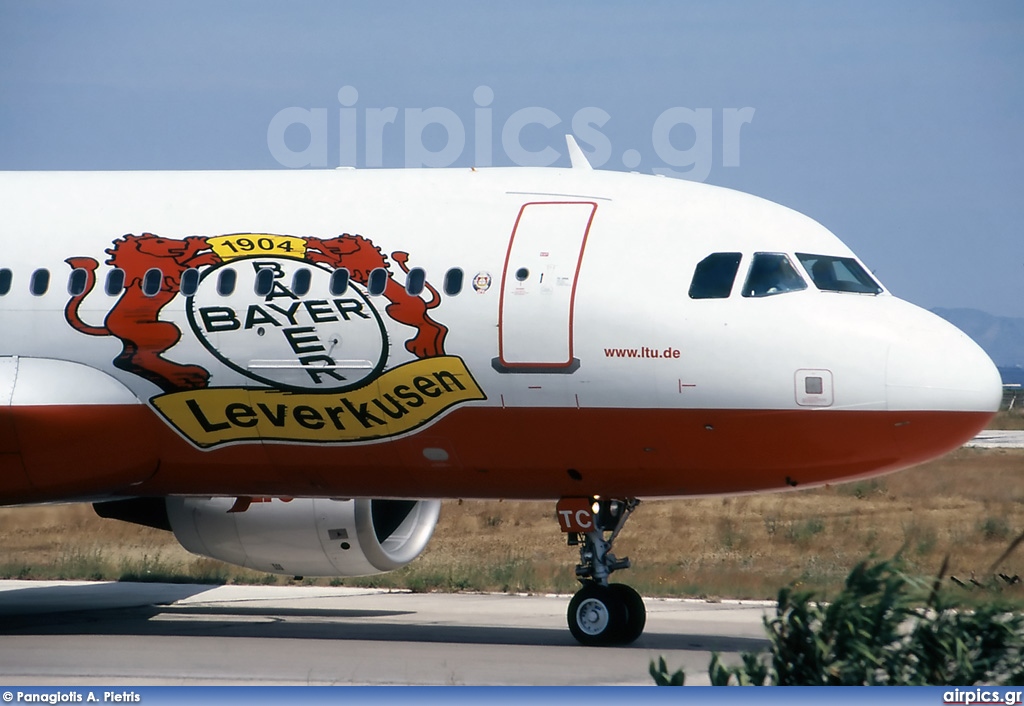 D-ALTC, Airbus A320-200, LTU International Airways