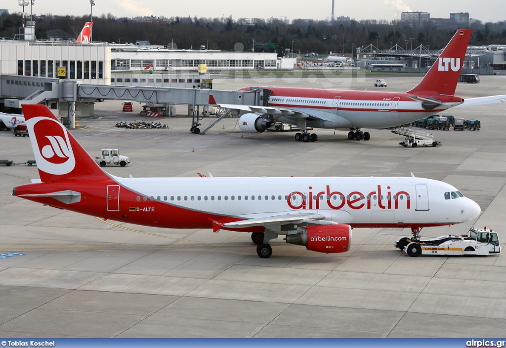 D-ALTE, Airbus A320-200, Air Berlin