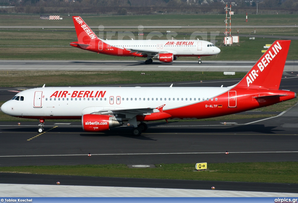 D-ALTF, Airbus A320-200, Air Berlin