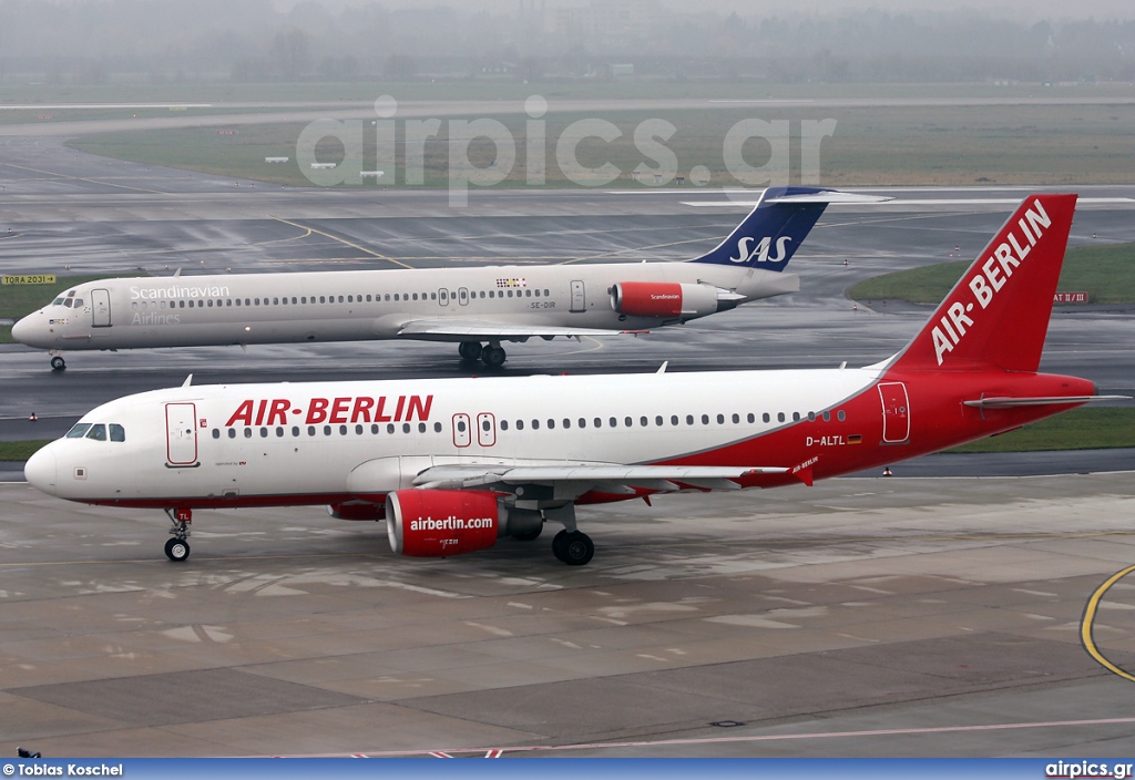 D-ALTL, Airbus A320-200, Air Berlin