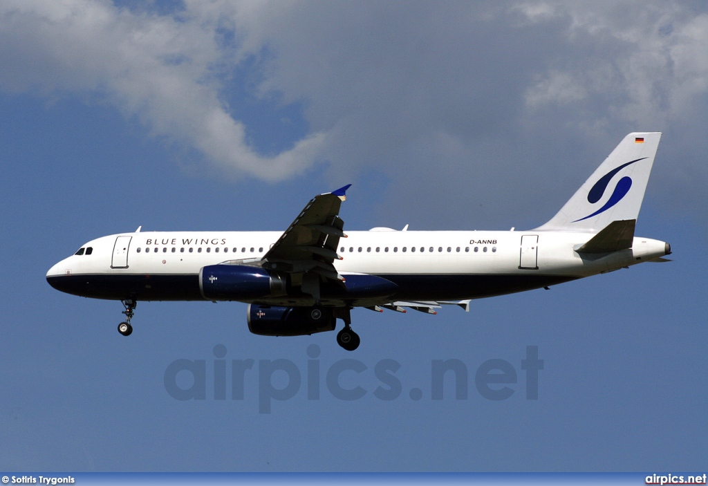 D-ANNB, Airbus A320-200, Blue Wings