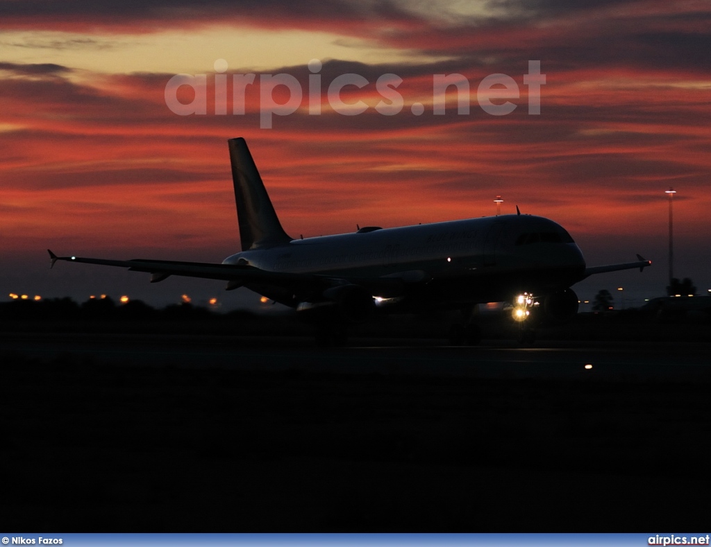 D-ANNB, Airbus A320-200, Blue Wings