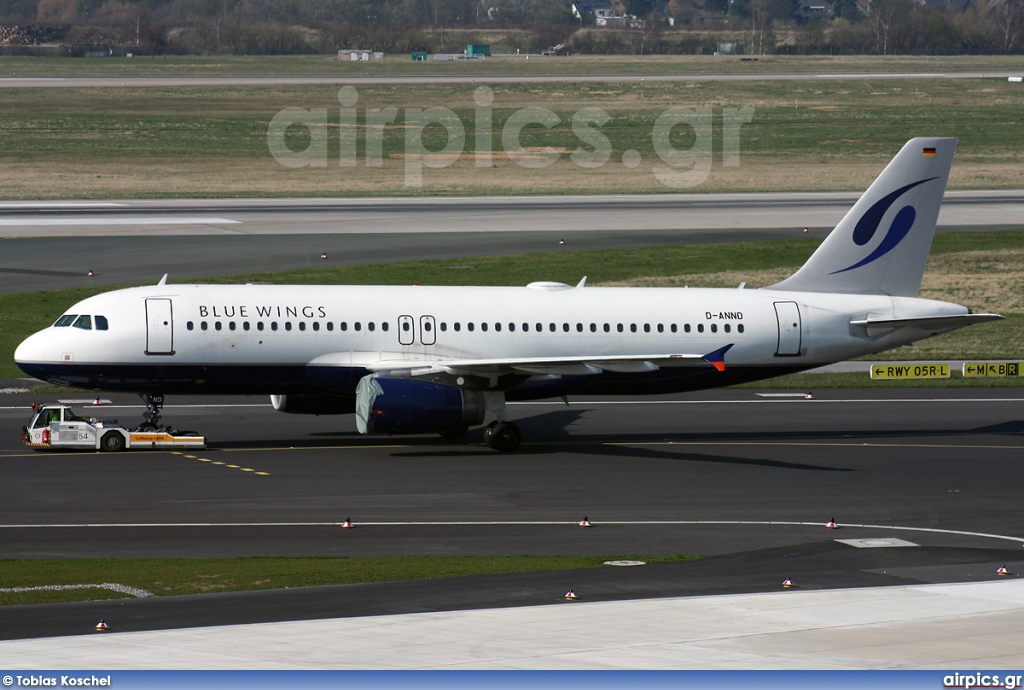 D-ANND, Airbus A320-200, Blue Wings