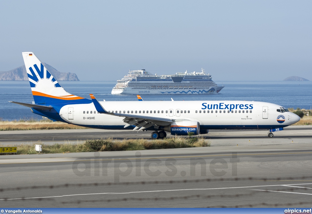 D-ASXE, Boeing 737-800, SunExpress Germany