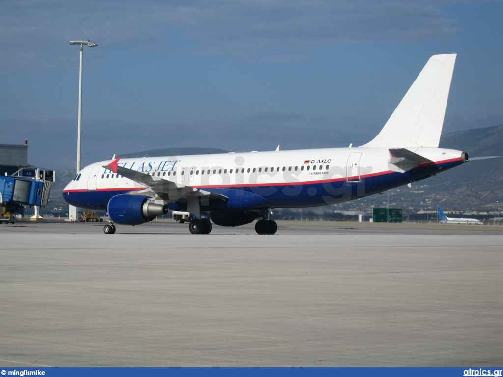 D-AXLC, Airbus A320-200, Hellas Jet