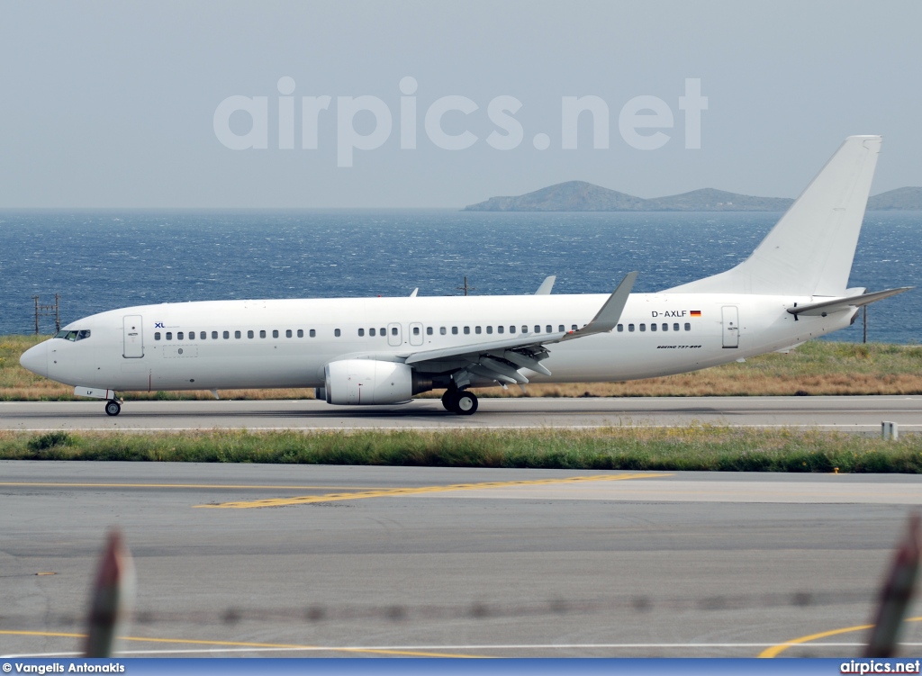 D-AXLF, Boeing 737-800, XL Airways Germany