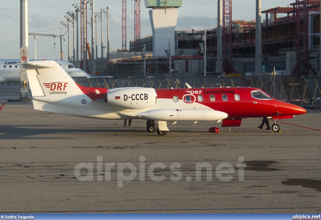 D-CCCB, Bombardier Learjet 35A, DRF Luftrettung