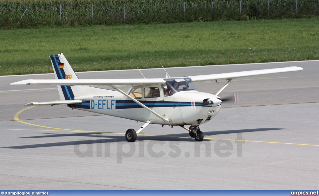 D-EFLF, Cessna 172N Skyhawk, Flugausbildung Augsburg