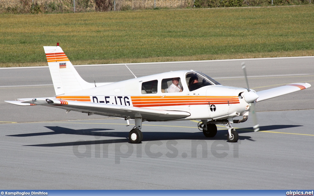 D-EJTG, Piper PA-28-161 Cherokee Warrior II, Private