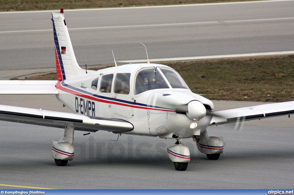 D-EMPR, Piper PA-28-181 Archer II, Private