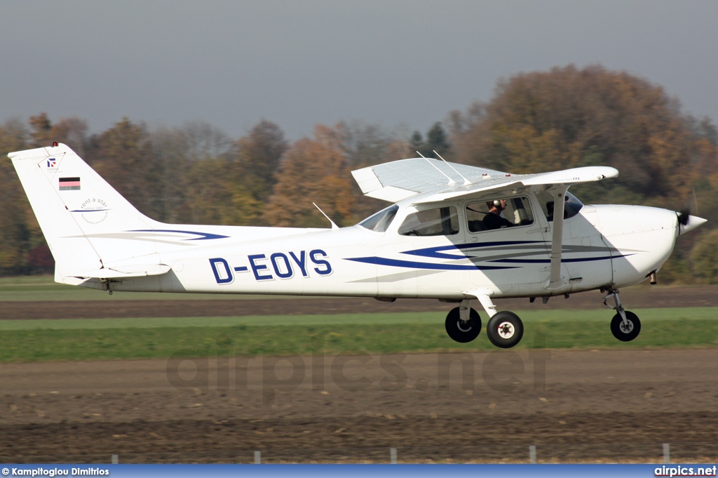 D-EOYS, Cessna 172N Skyhawk, Private