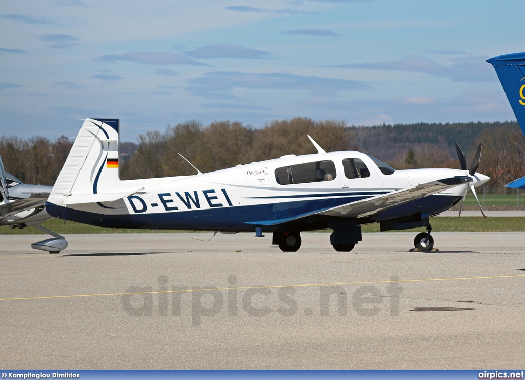 D-EWEI, Mooney M20-M Bravo, Private