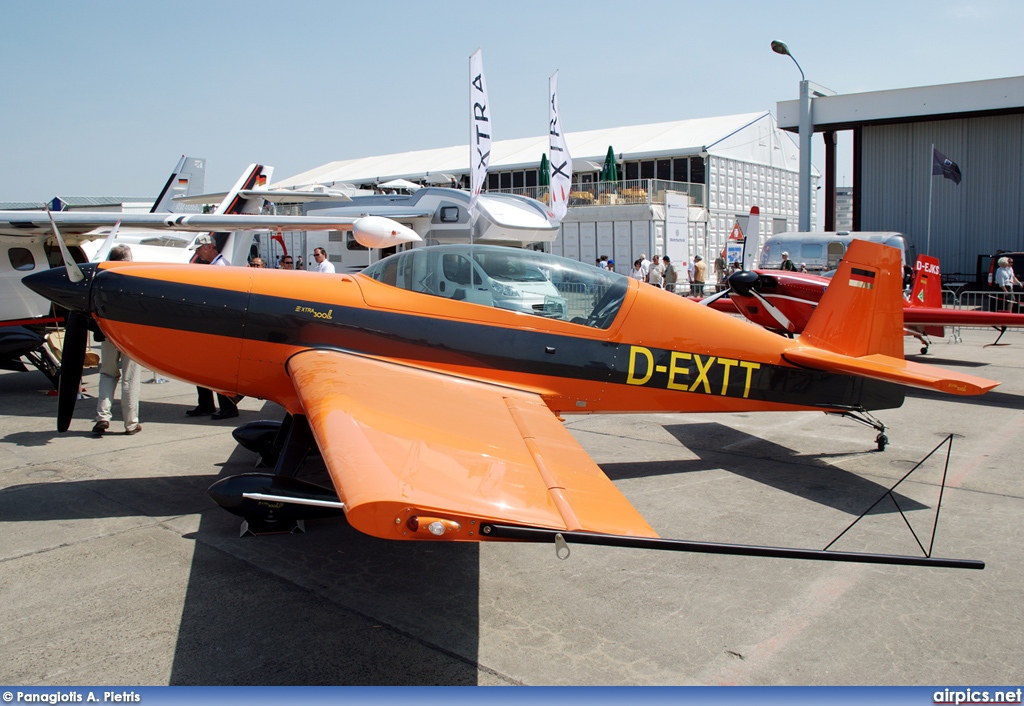 D-EXTT, Extra 300-L, Private