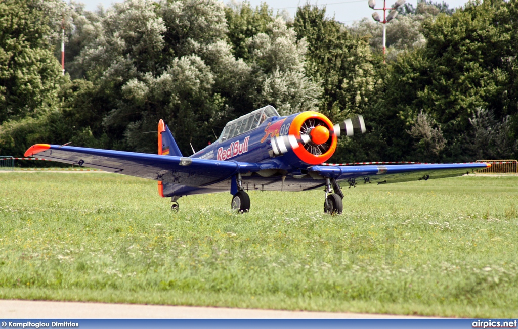 D-FHGL, North American SNJ-5, Flying Bulls